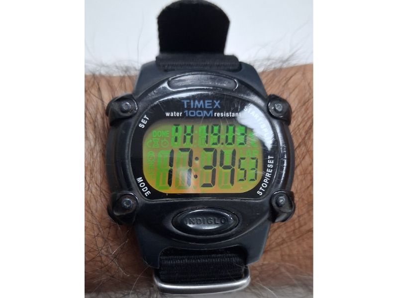 timex-expedition-indiglo